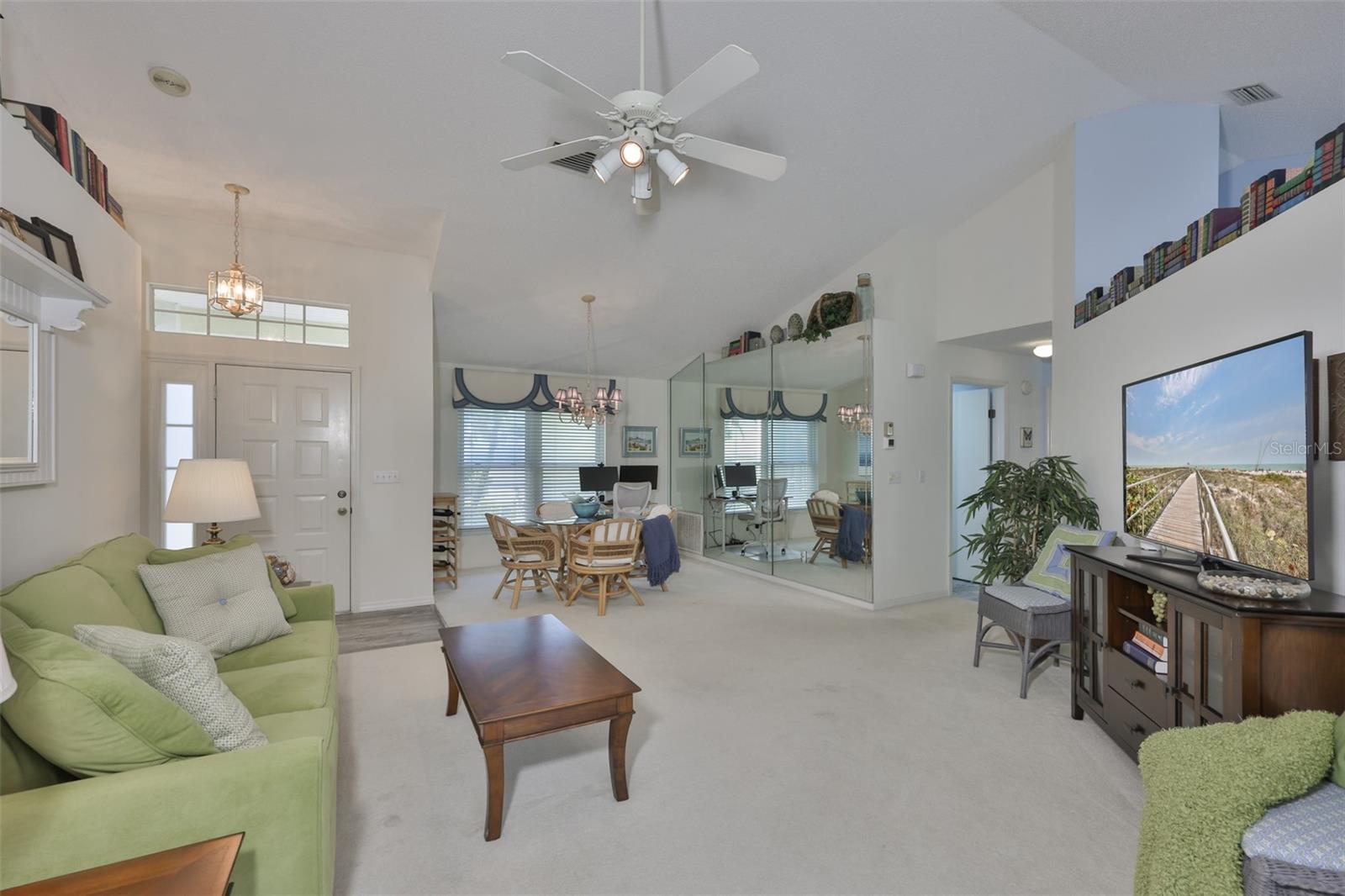 SUN CITY CENTER UNIT 162 PH - Residential