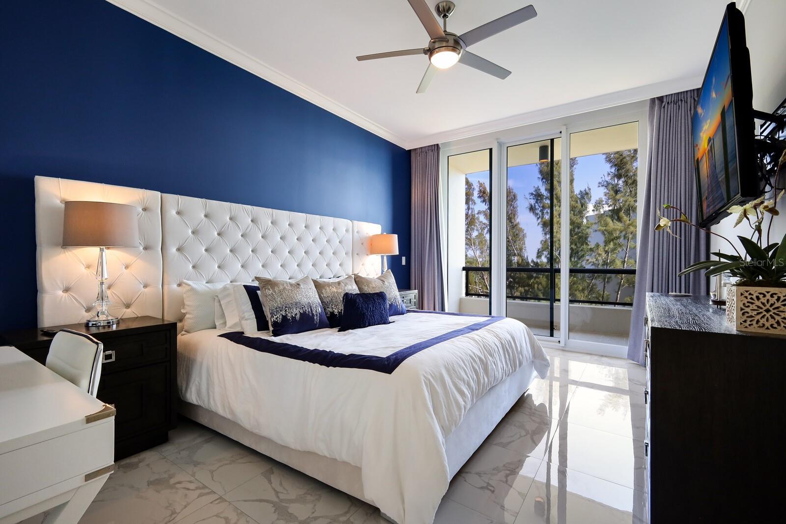 L AMBIANCE AT LONGBOAT KEY CLUB PH 01 - Residential