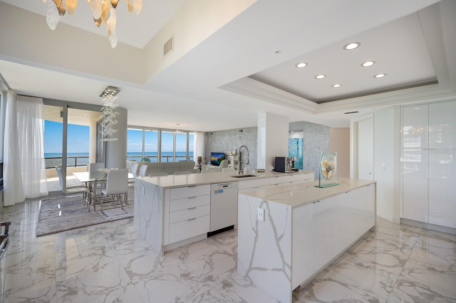 L AMBIANCE AT LONGBOAT KEY CLUB PH 01 - Residential