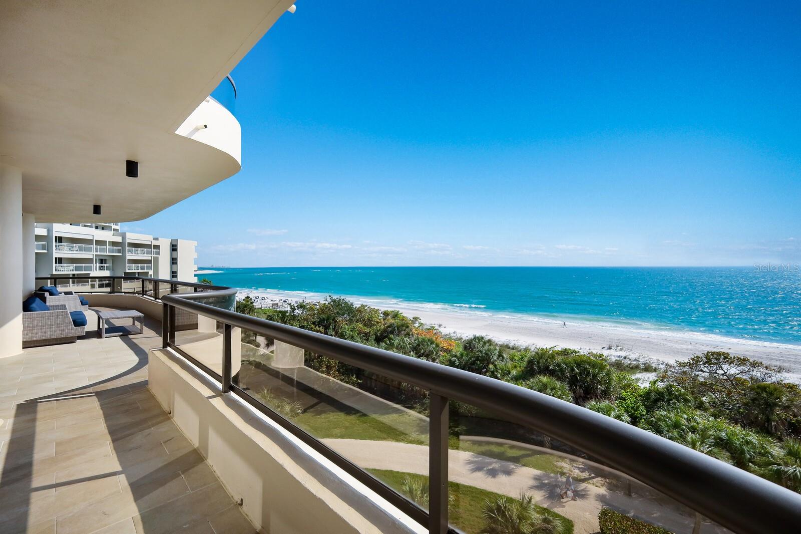 L AMBIANCE AT LONGBOAT KEY CLUB PH 01 - Residential