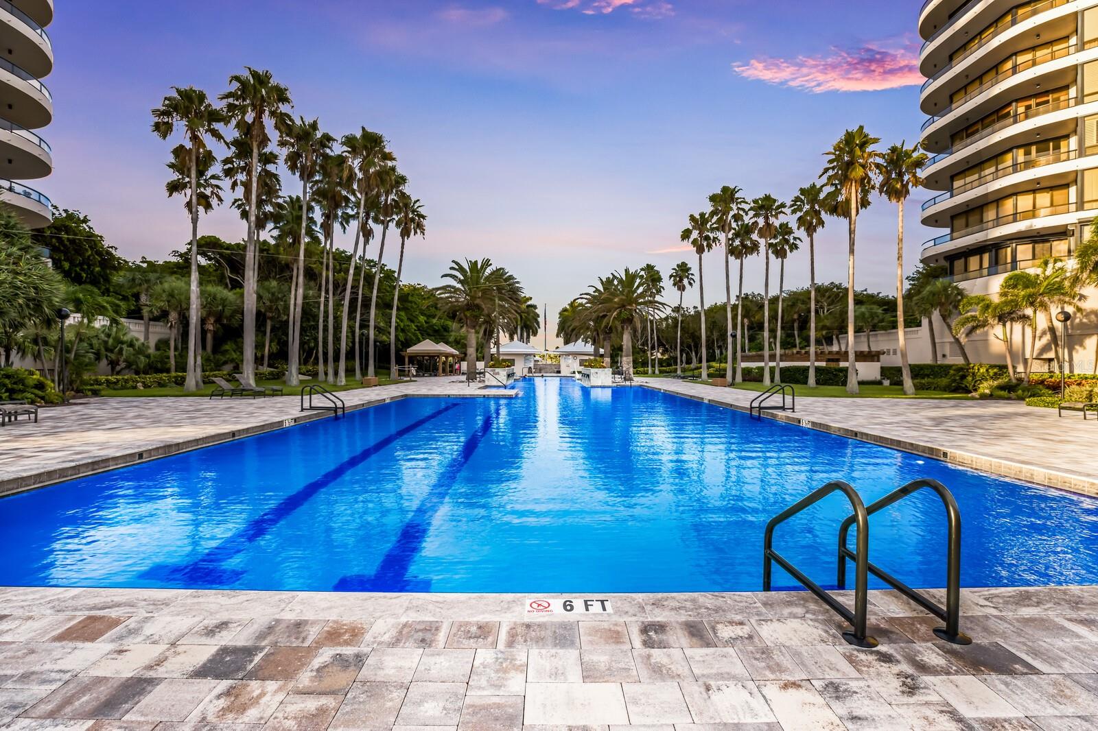 L AMBIANCE AT LONGBOAT KEY CLUB PH 01 - Residential