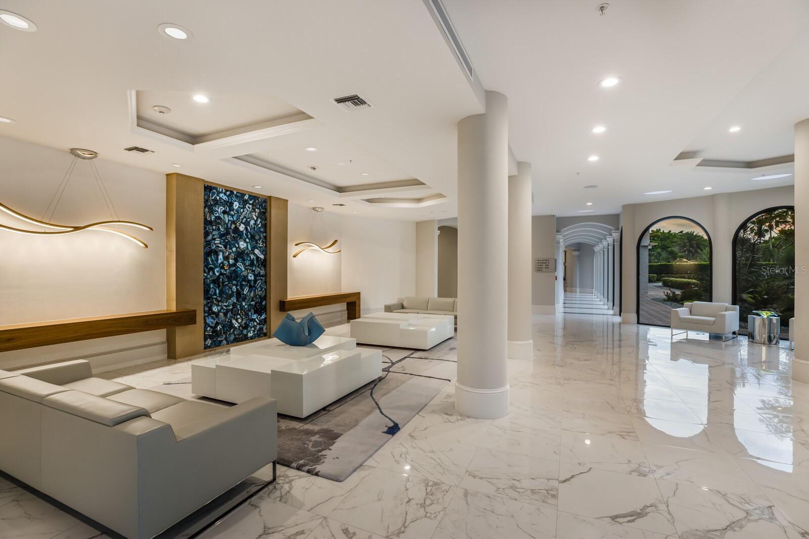 L AMBIANCE AT LONGBOAT KEY CLUB PH 01 - Residential