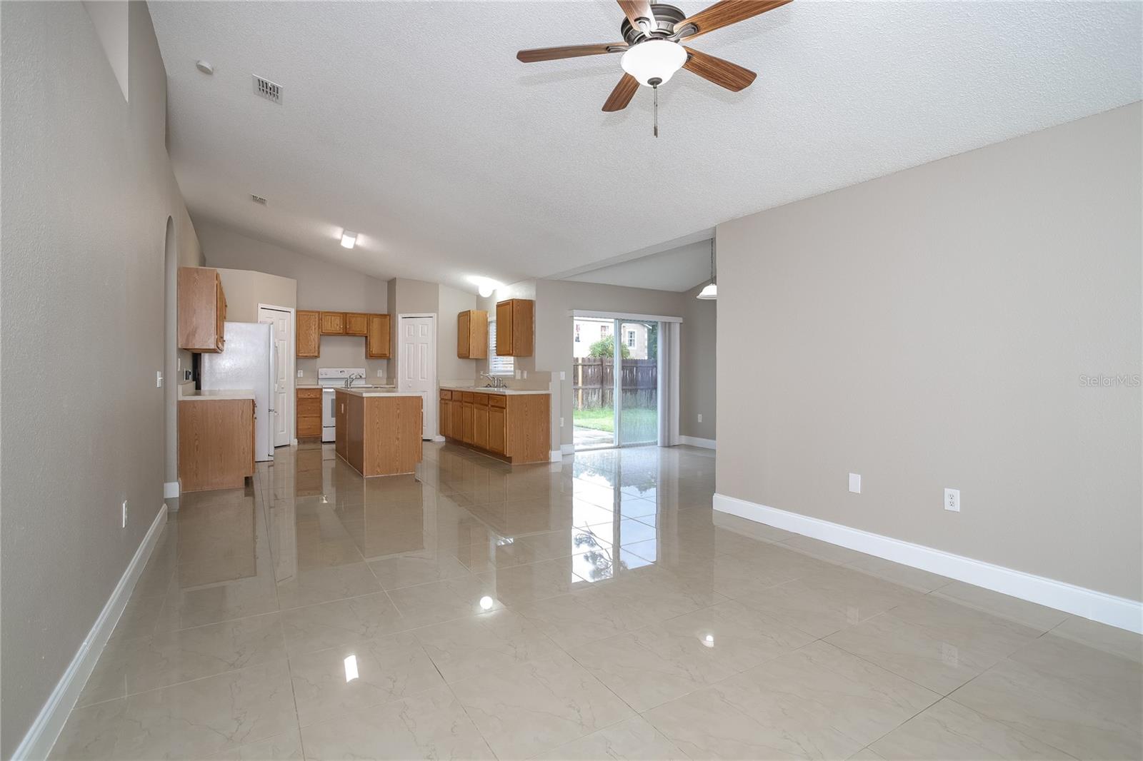 POINCIANA VILLAGE 2 NBHD 1 - Residential Lease