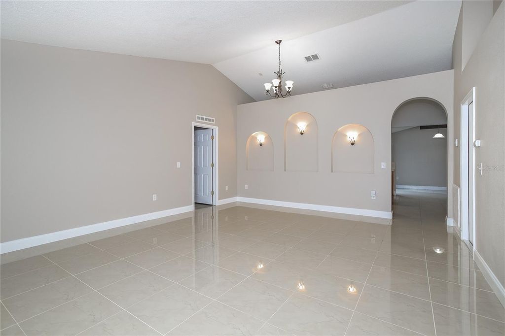 Photo of 1118 Chesterfield Court, Kissimmee, FL 34758 (MLS # O6407738)