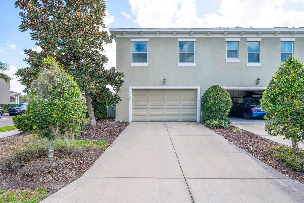 FISHHAWK RANCH TOWNCENTER PH 2B - Residential