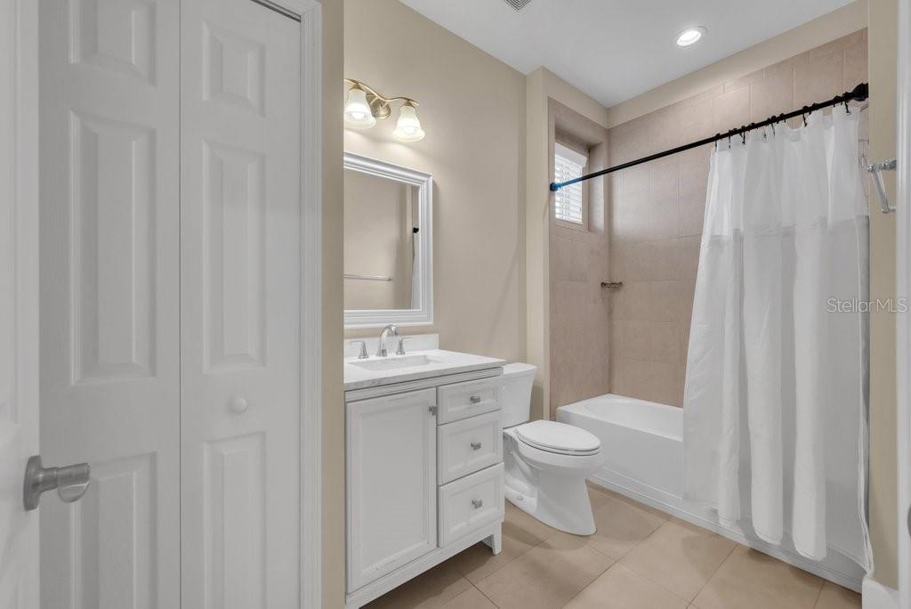 FISHHAWK RANCH TOWNCENTER PH 2B - Residential