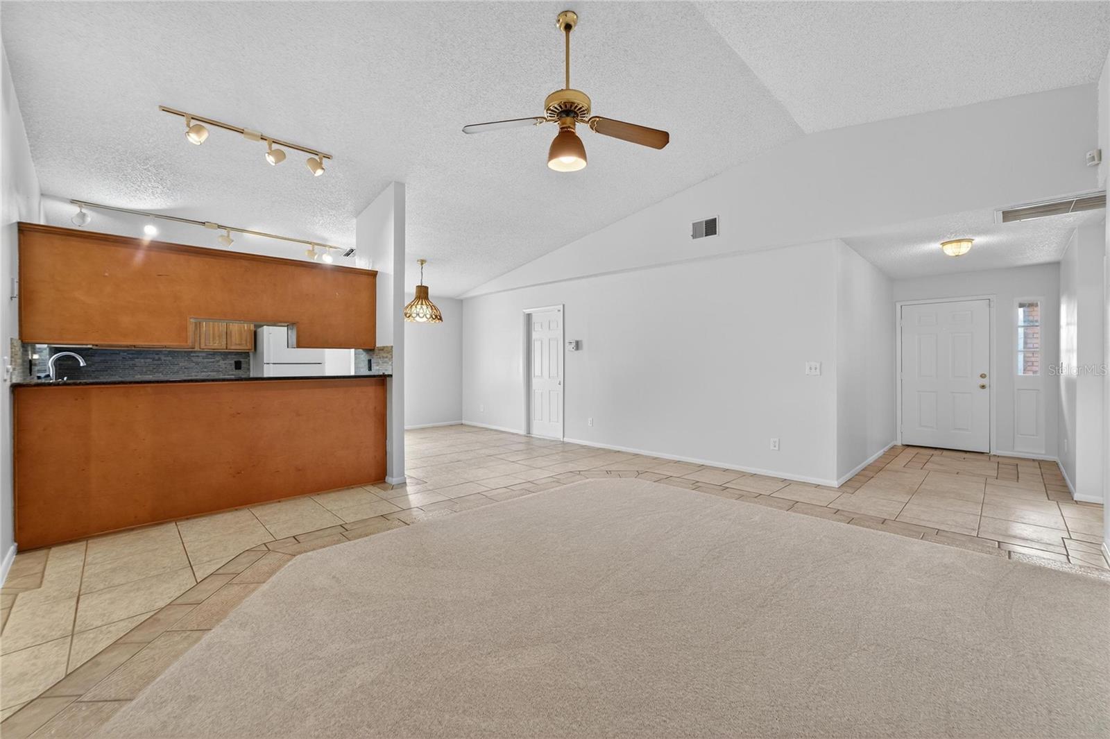 WOODARDS MANOR - Residential