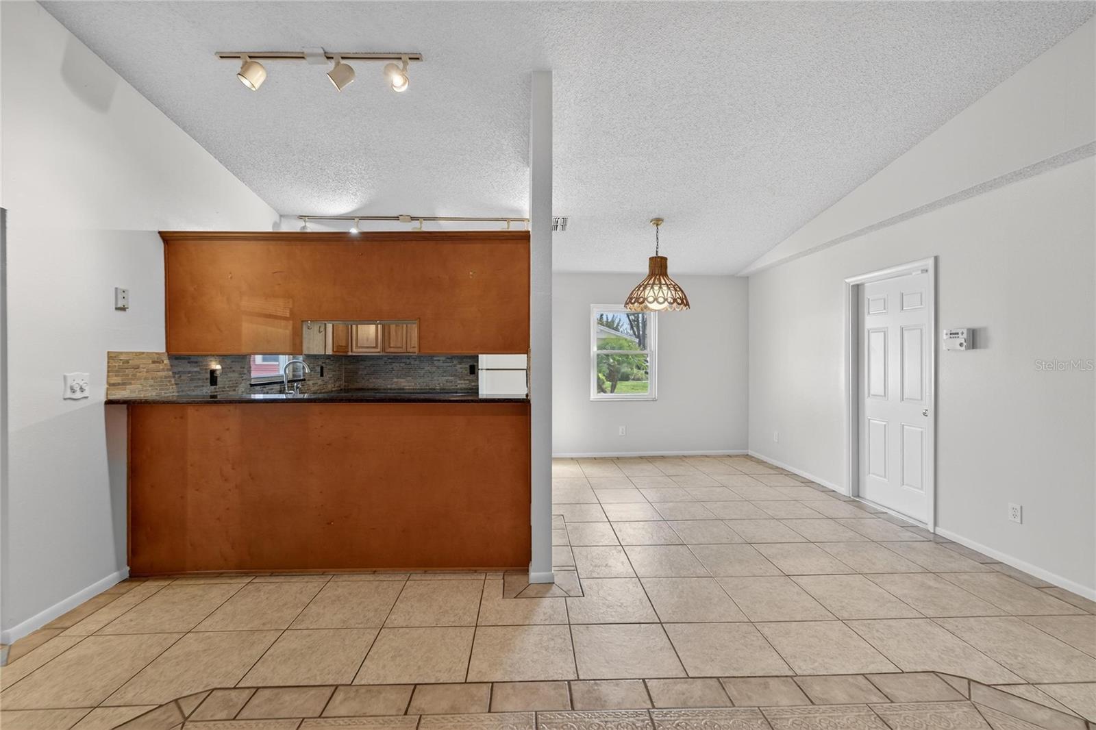 WOODARDS MANOR - Residential