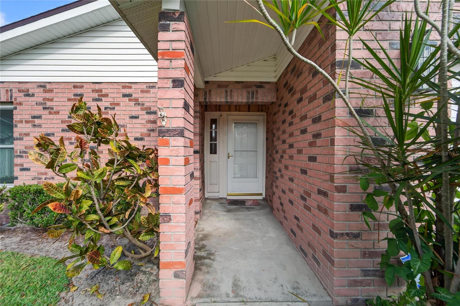 WOODARDS MANOR - Residential