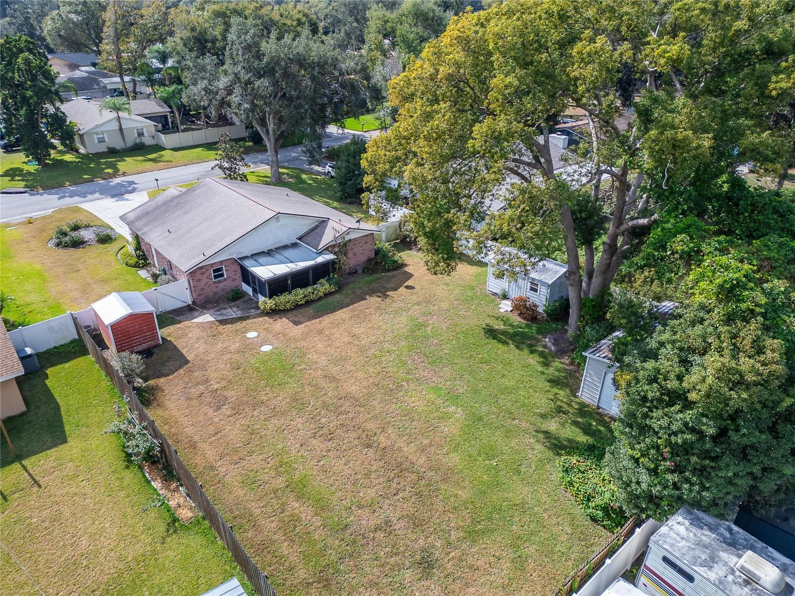 WOODARDS MANOR - Residential