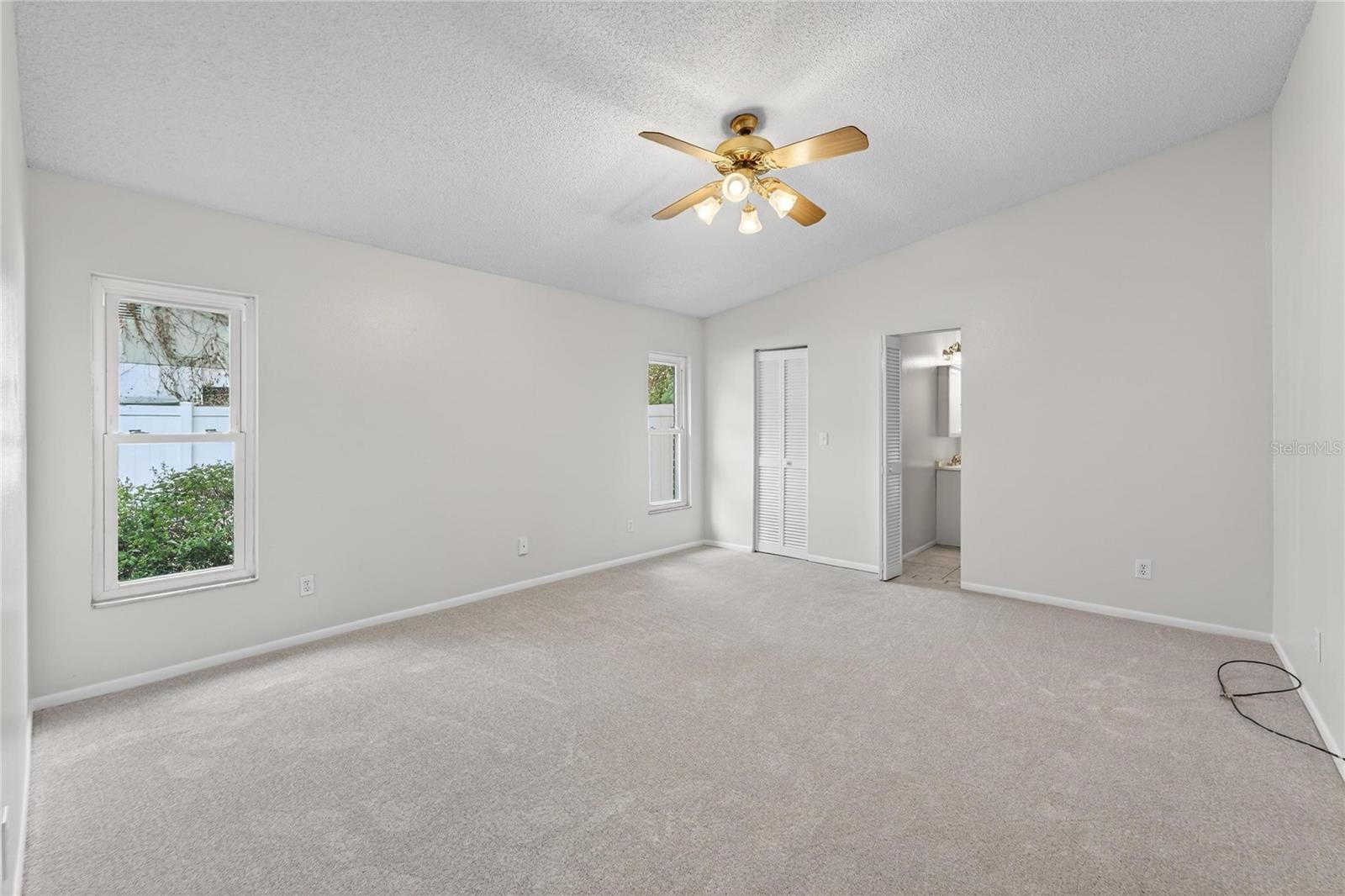 WOODARDS MANOR - Residential