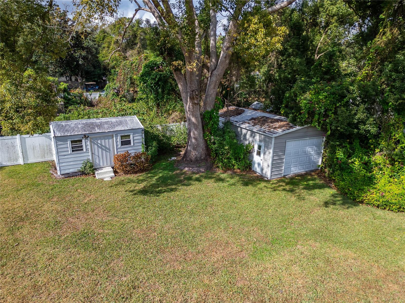 WOODARDS MANOR - Residential