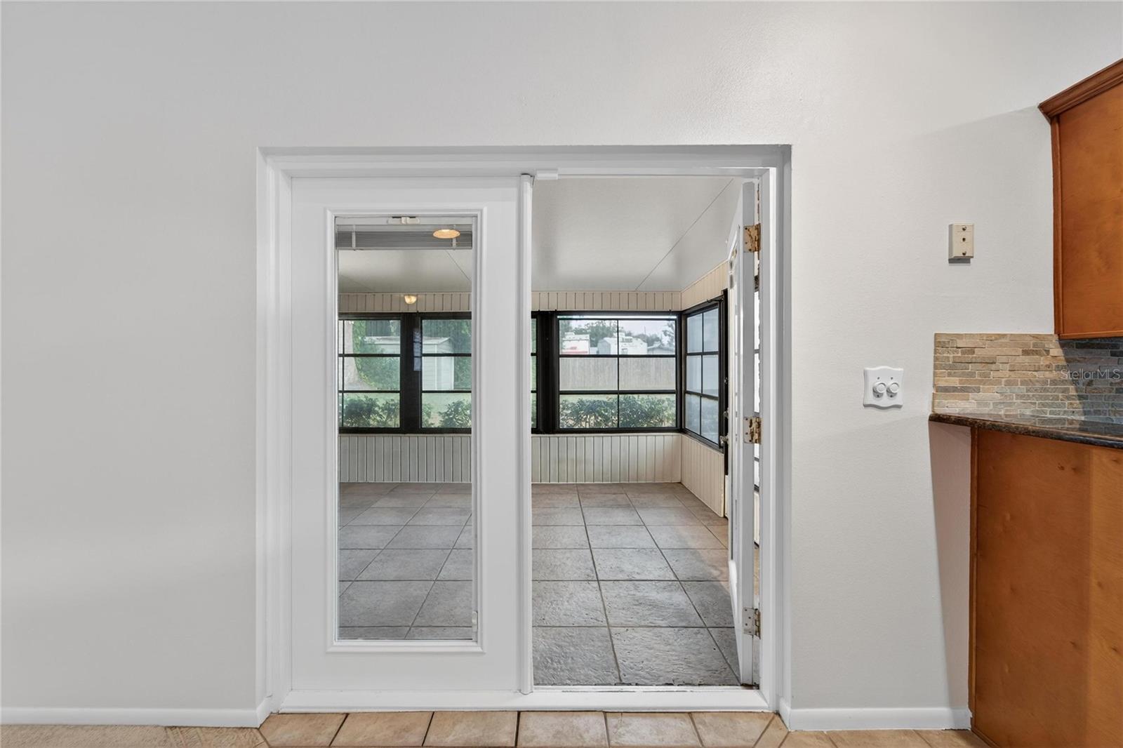 WOODARDS MANOR - Residential