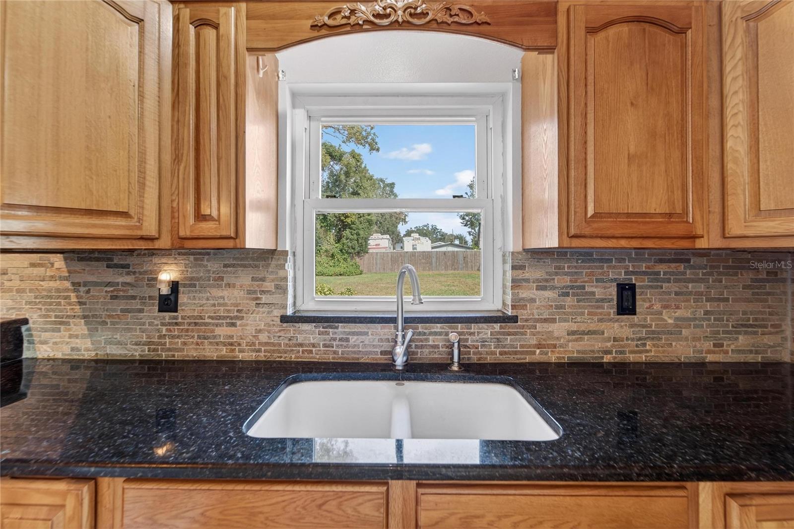 WOODARDS MANOR - Residential