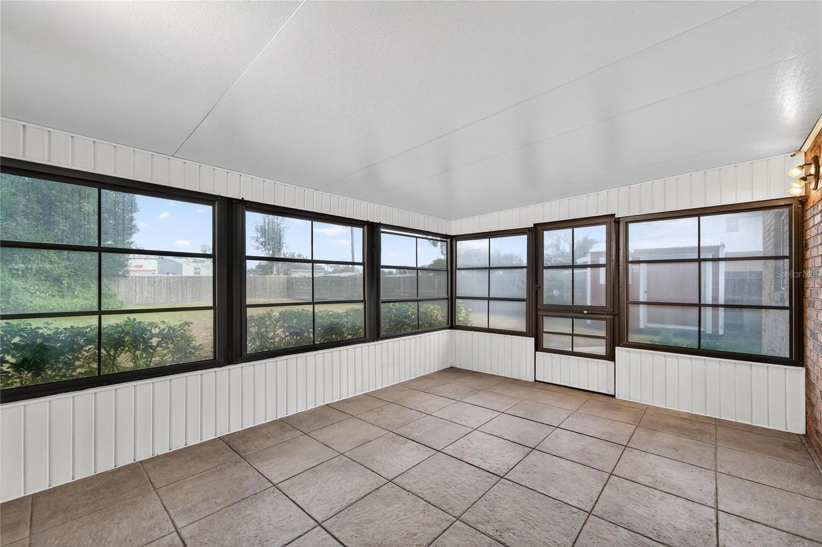 WOODARDS MANOR - Residential