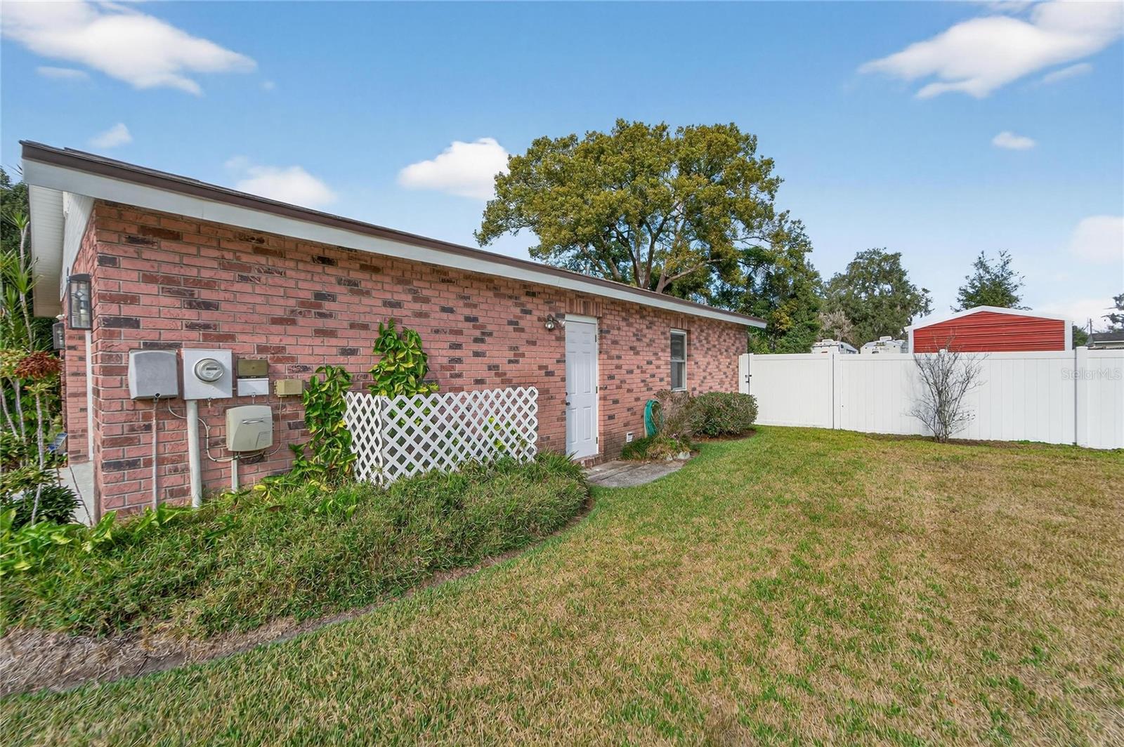 WOODARDS MANOR - Residential