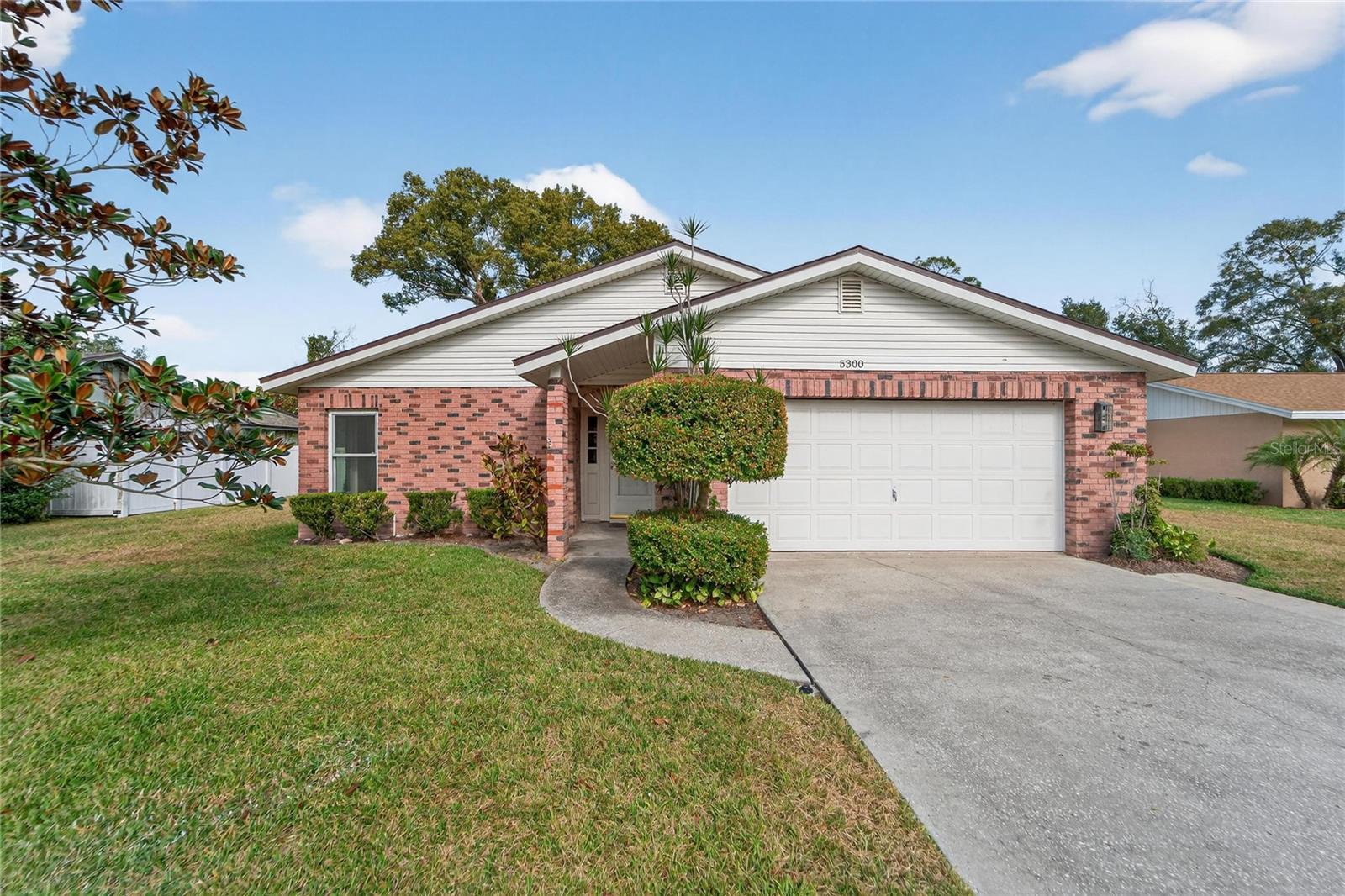 WOODARDS MANOR - Residential