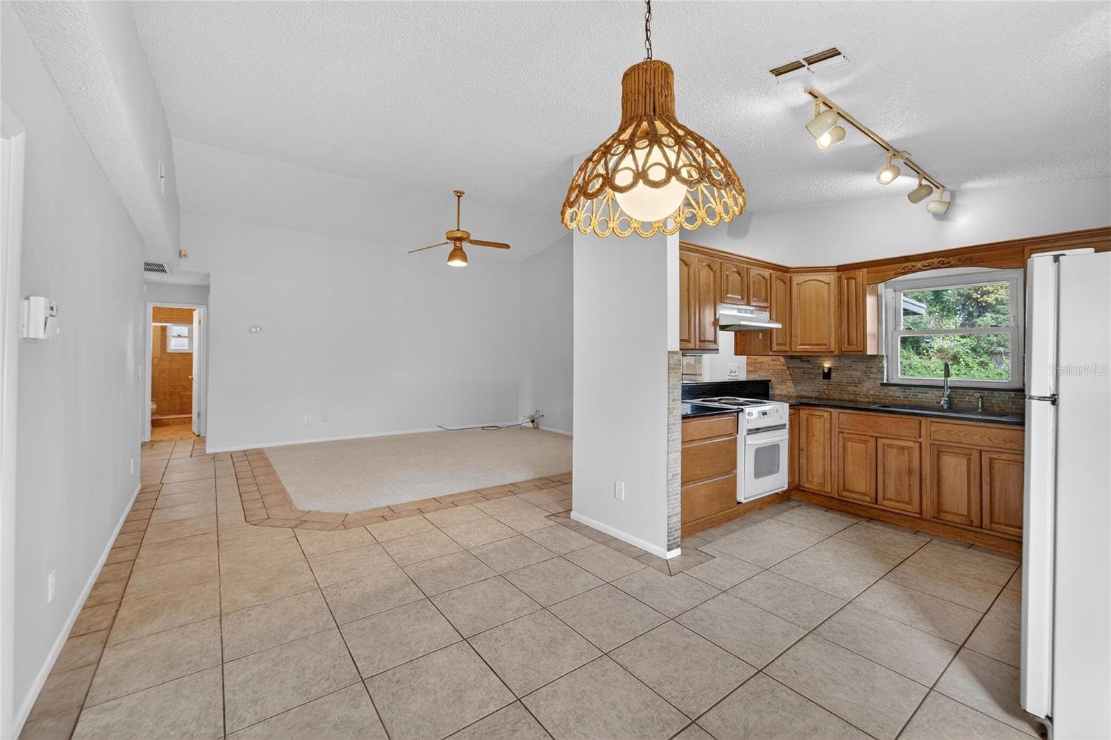 WOODARDS MANOR - Residential