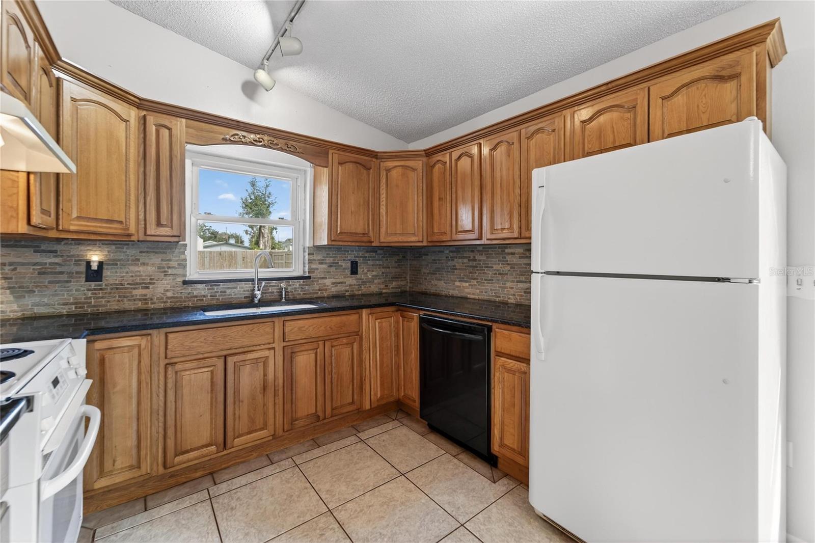 WOODARDS MANOR - Residential