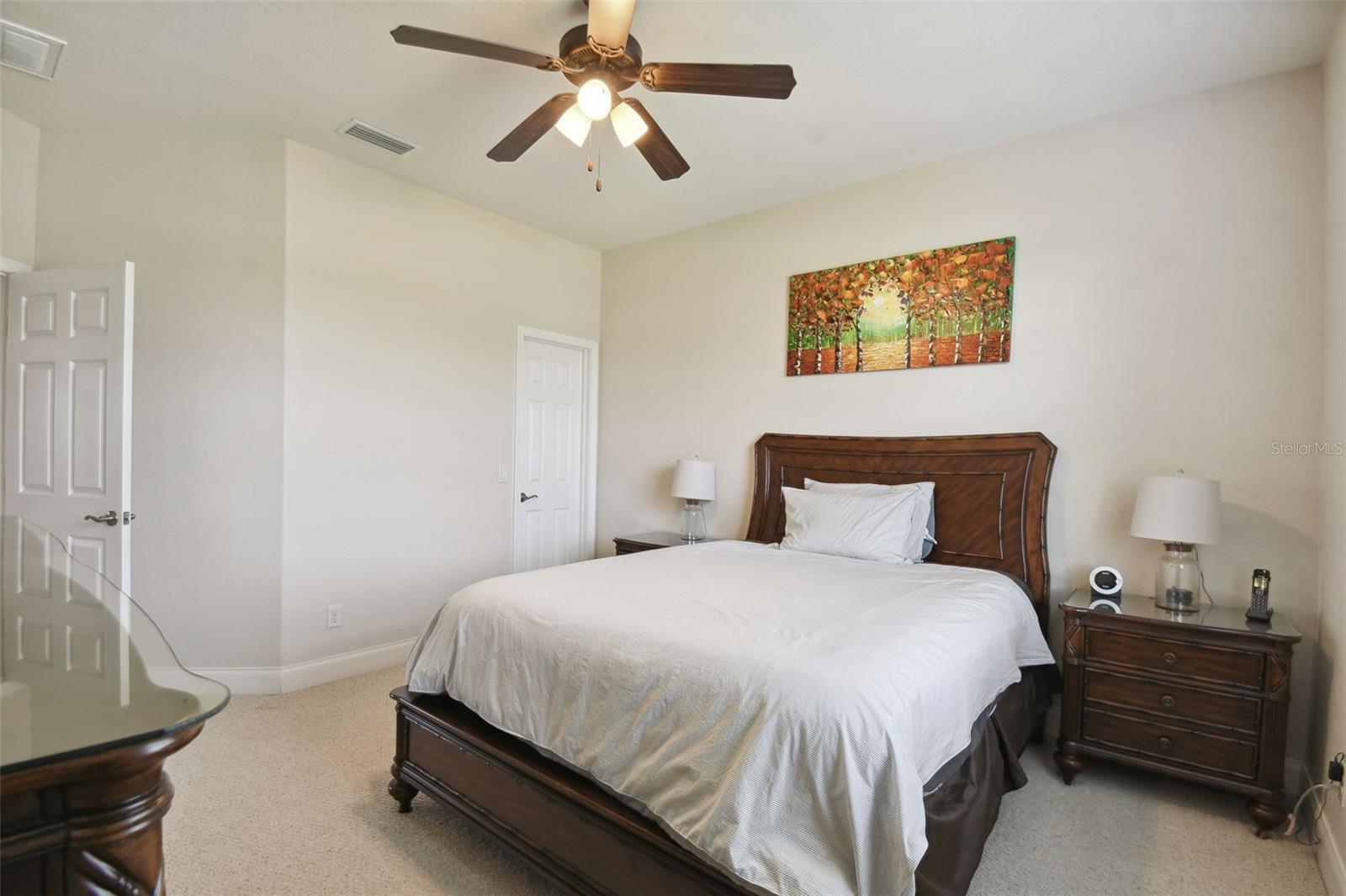 HARTFORD ESTATES - Residential Lease