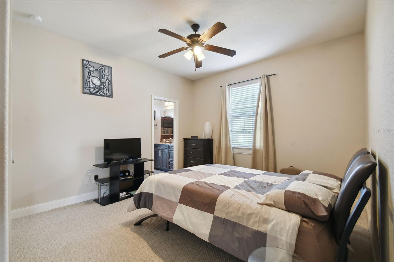 HARTFORD ESTATES - Residential Lease