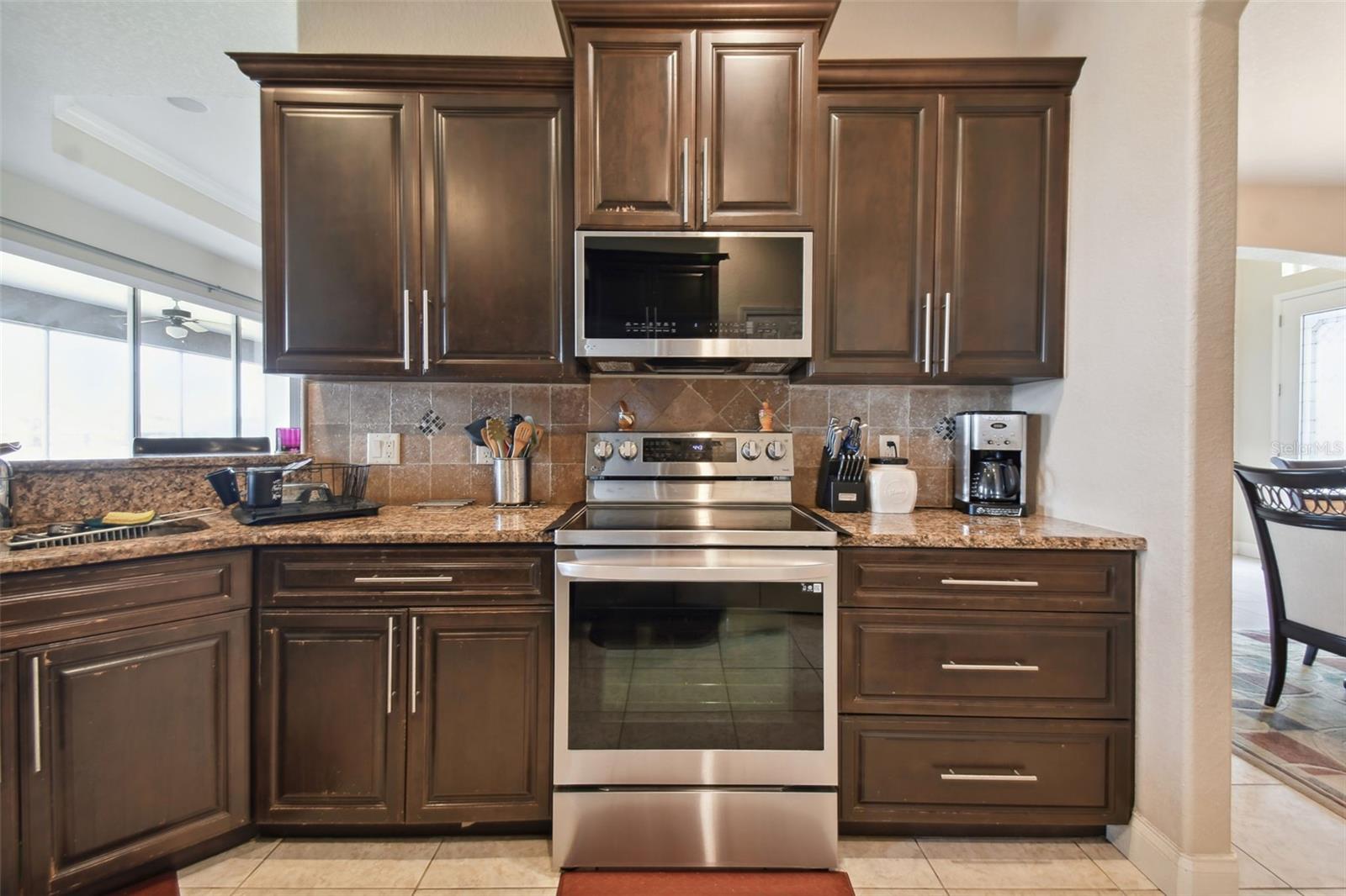 HARTFORD ESTATES - Residential Lease