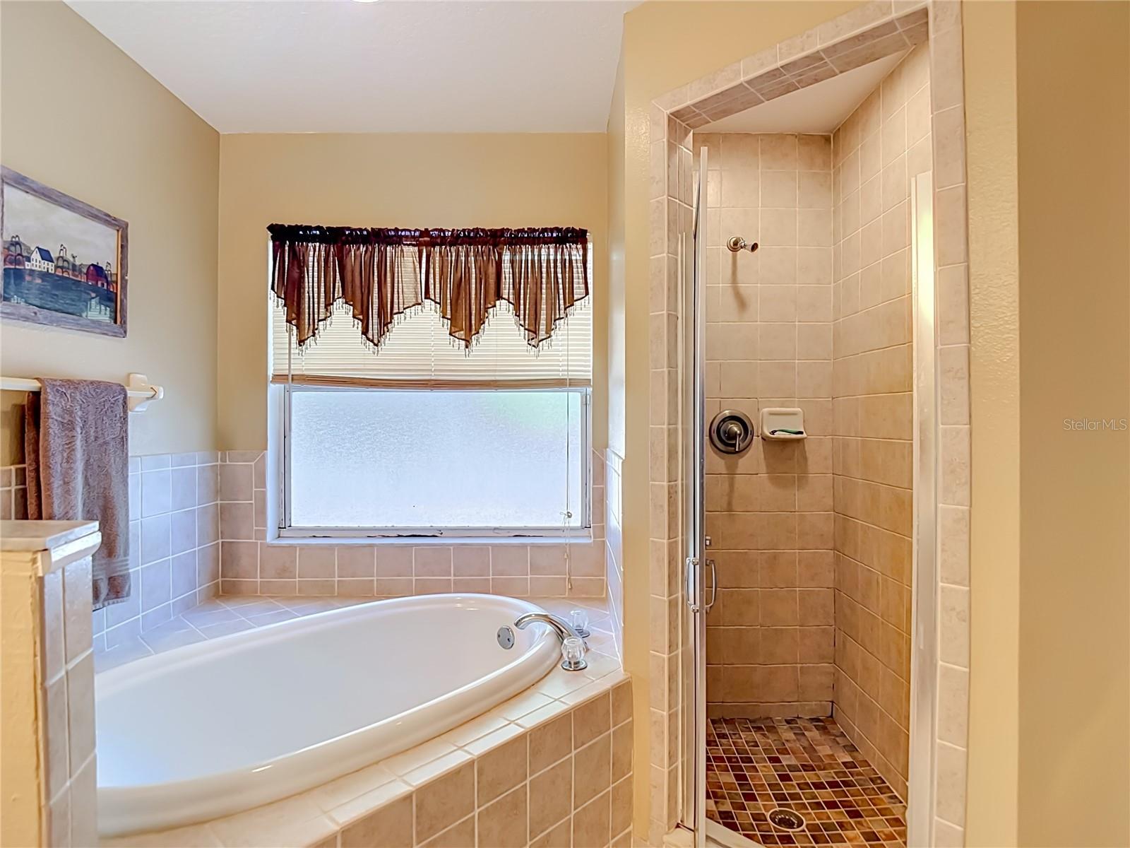 QUAIL HOLLOW PINES - Residential