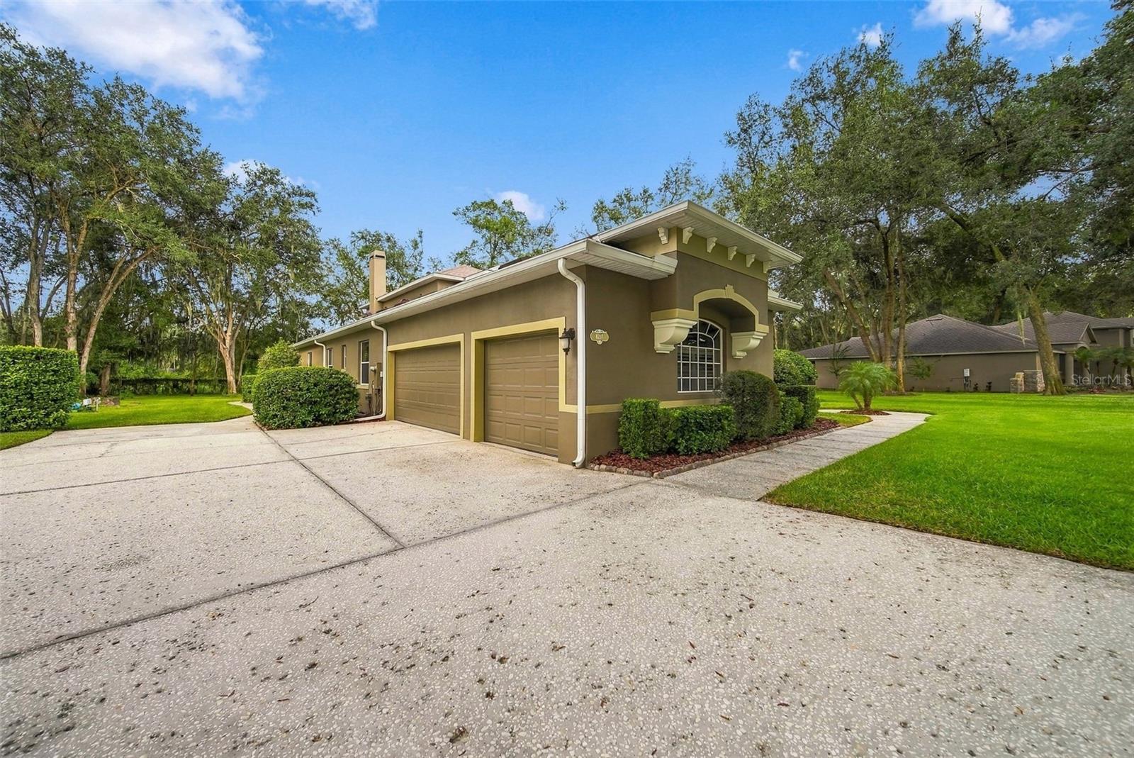 8297 DAY LILY PLACE