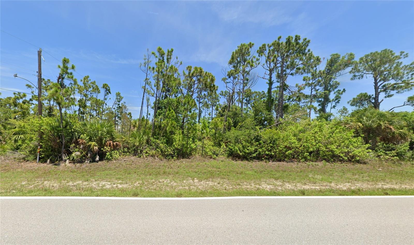 South Gulf Cove lot. On a great street with sidewalks and lights. No Scrub Jays at the time of the listing. Lot is sitting in a prime location with New homes being built throughout the community. Community offers a boat ramp, clubhouse, nice parks, nature trails, kayak/canoe boat launch, covered pavilions with picnic tables, grills. Multiple beaches within 10-15 miles.