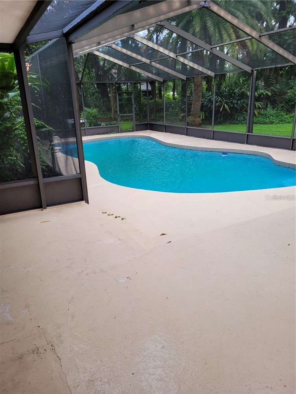 Photo of 612 Hidden Lake Drive, Brandon, FL 33511 (MLS # TB8464242)