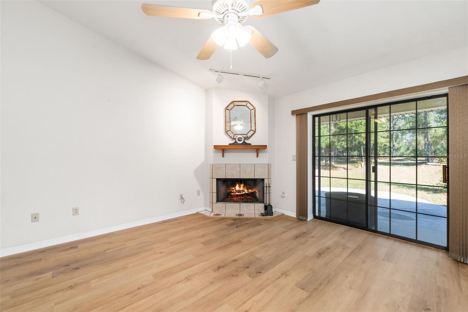 UNIT 1 SPRING RIDGE SUB - Residential