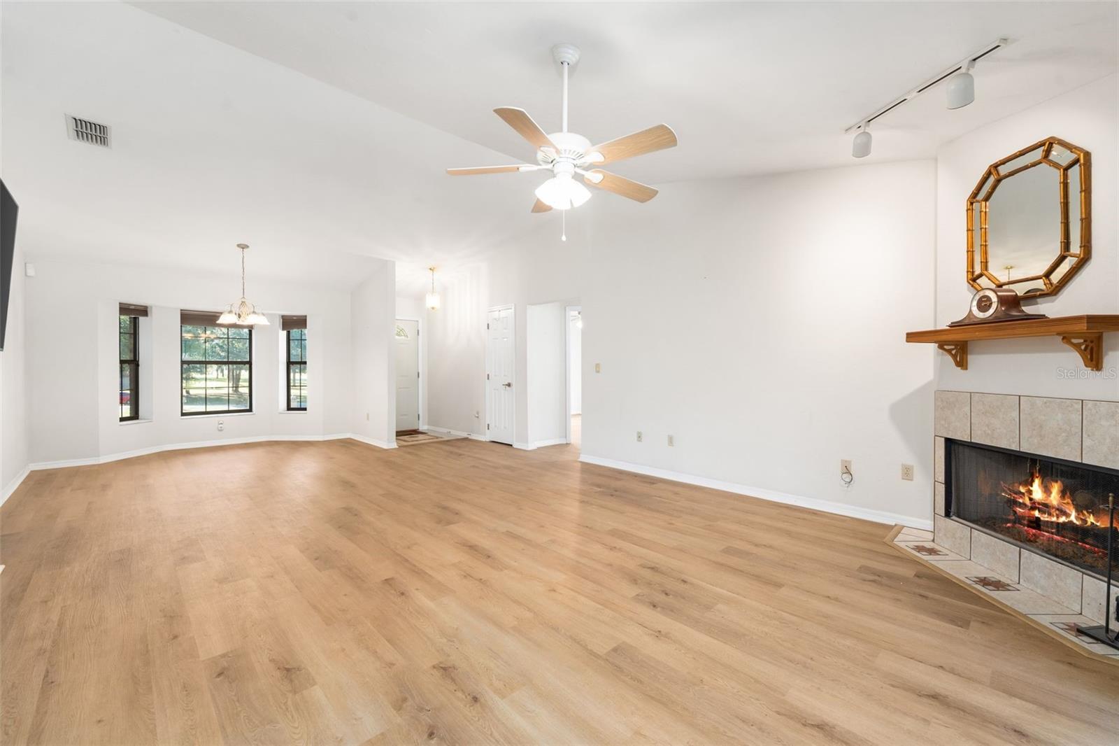 UNIT 1 SPRING RIDGE SUB - Residential