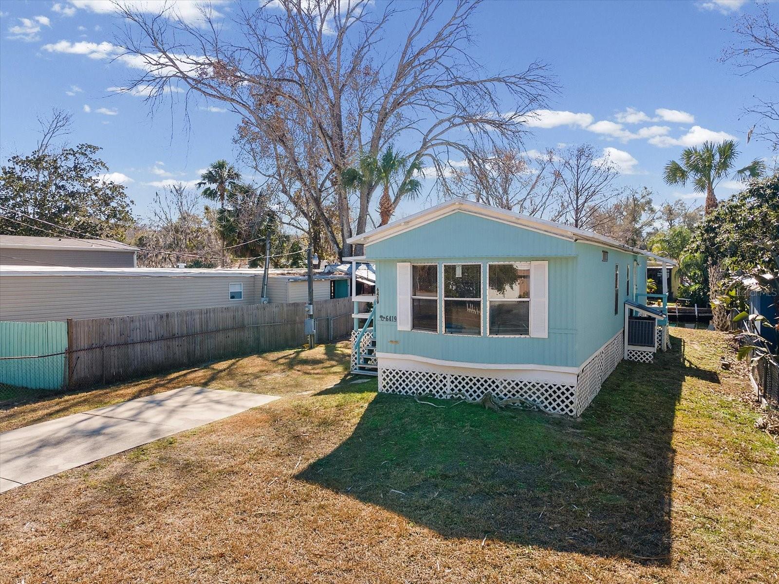 WEEKI WACHEE RIVER RETREATS - Residential