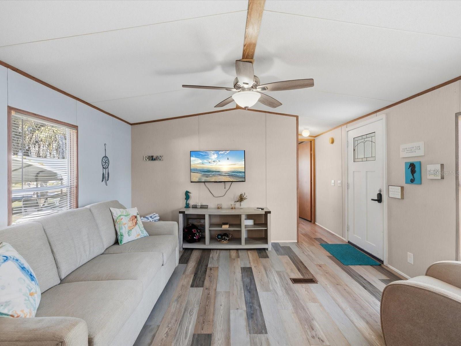 WEEKI WACHEE RIVER RETREATS - Residential