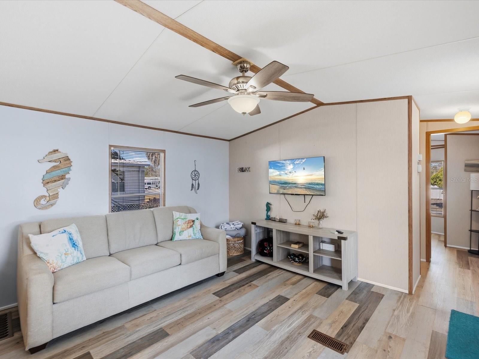 WEEKI WACHEE RIVER RETREATS - Residential