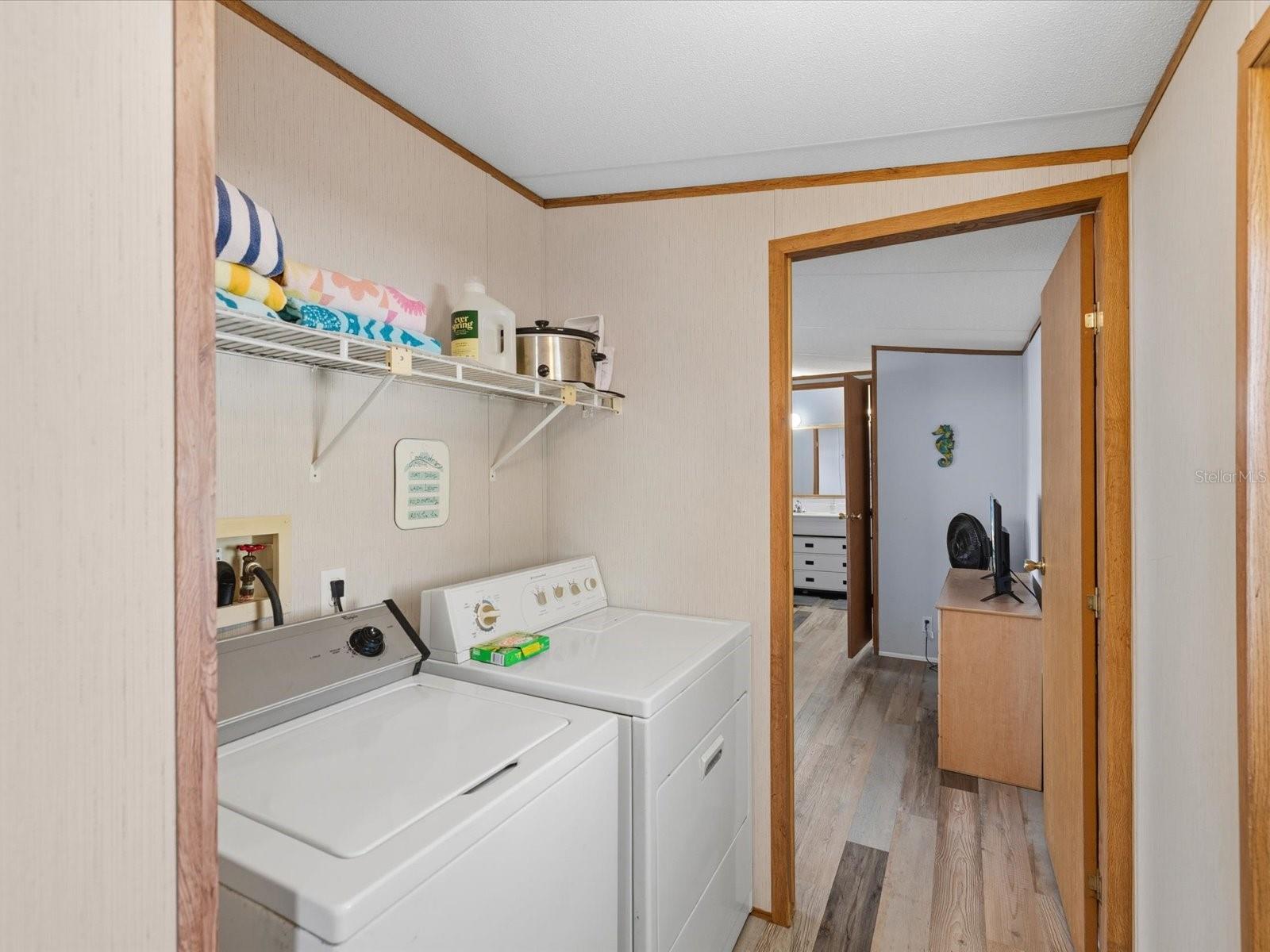 WEEKI WACHEE RIVER RETREATS - Residential