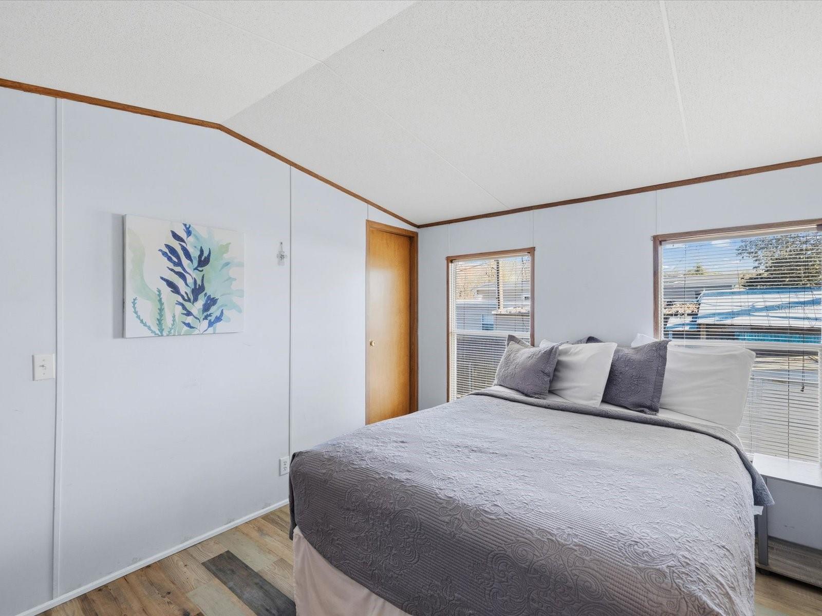 WEEKI WACHEE RIVER RETREATS - Residential