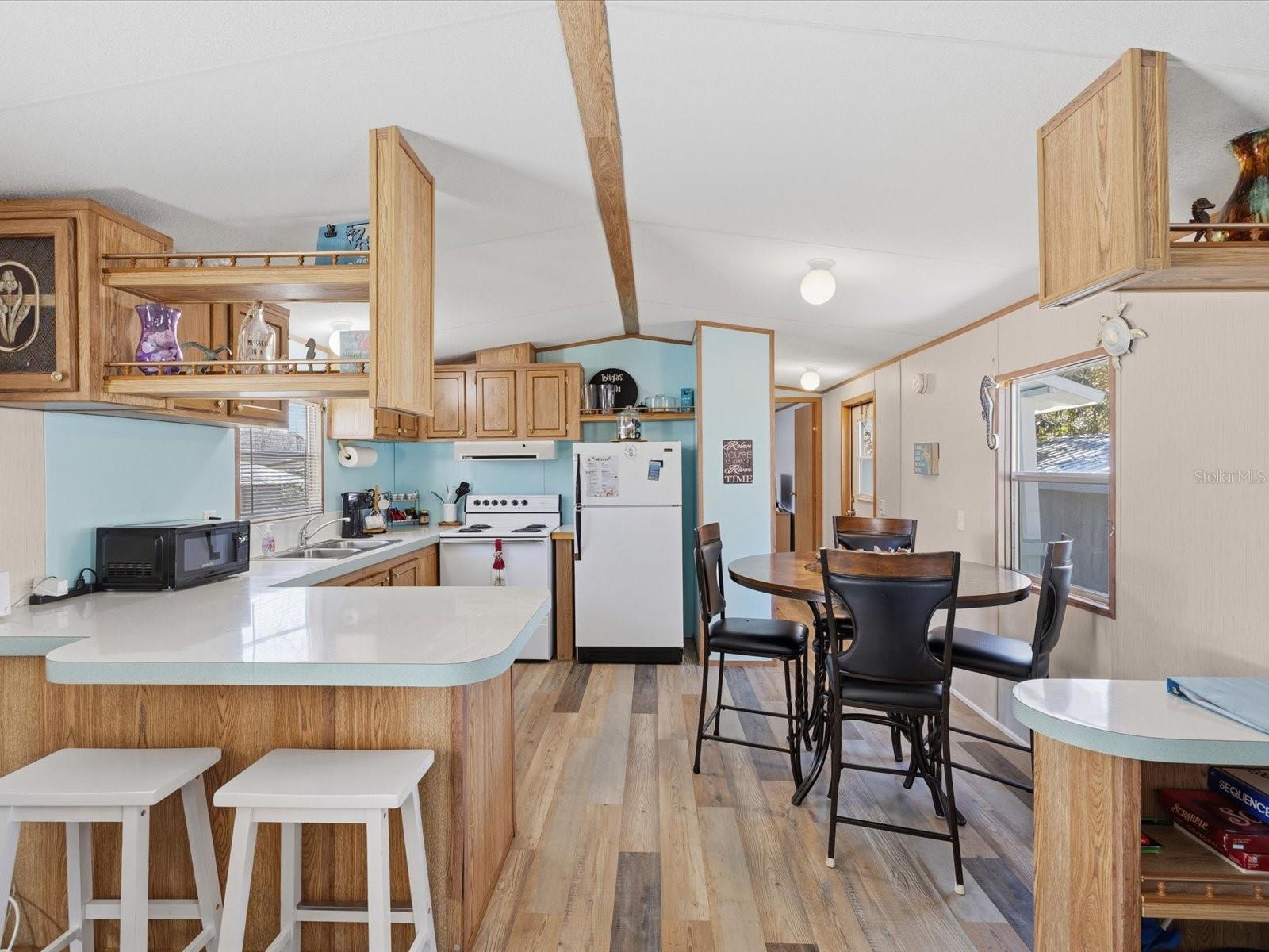 WEEKI WACHEE RIVER RETREATS - Residential