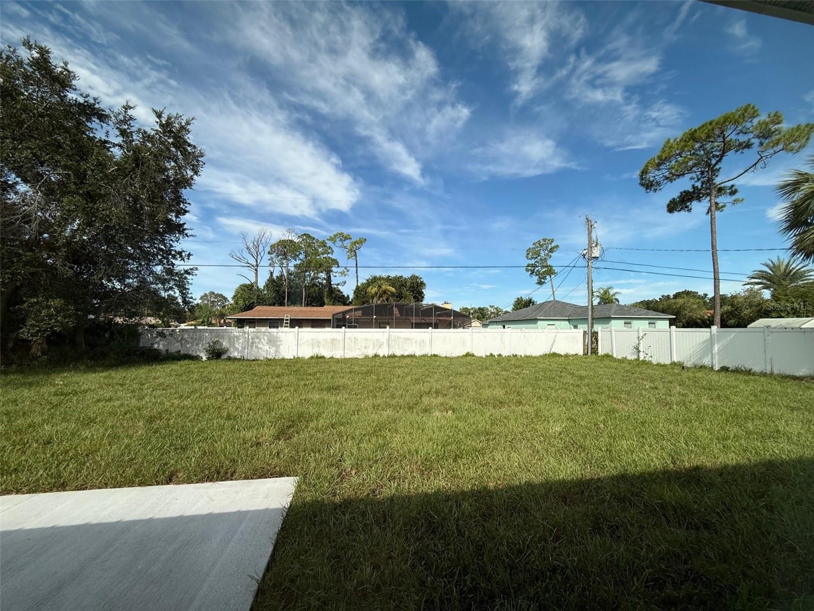 FLORIDA SHORES - Residential
