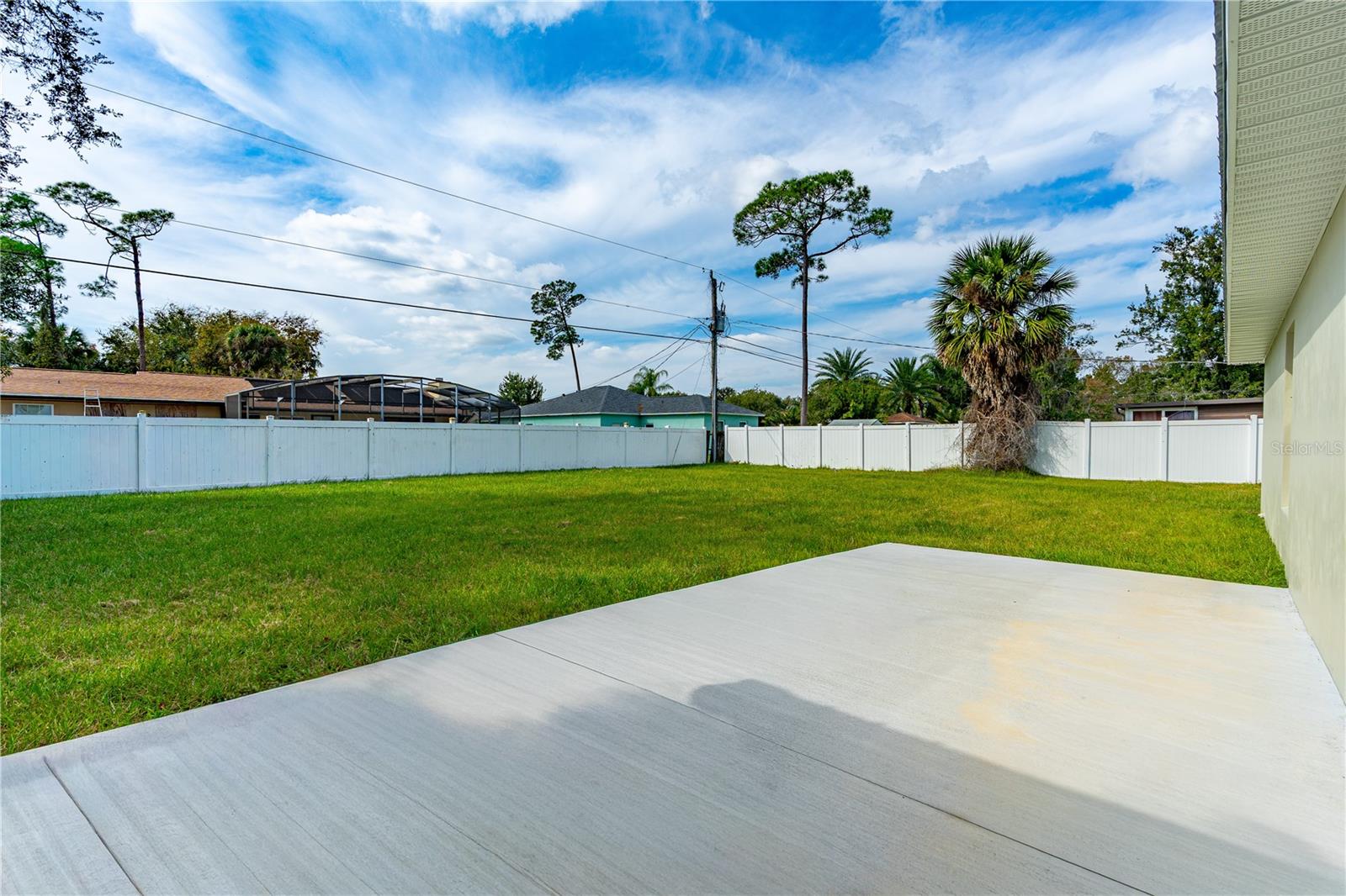 FLORIDA SHORES - Residential