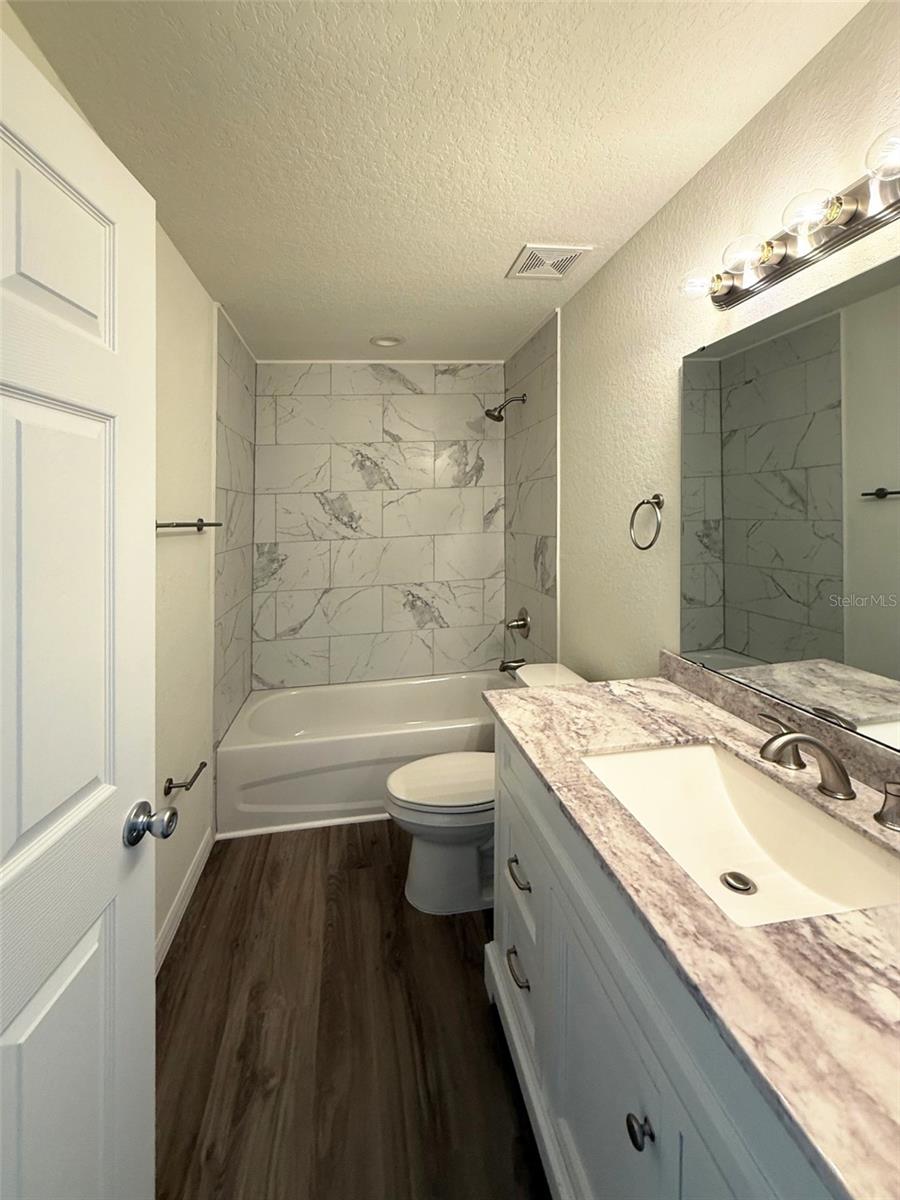 FLORIDA SHORES - Residential