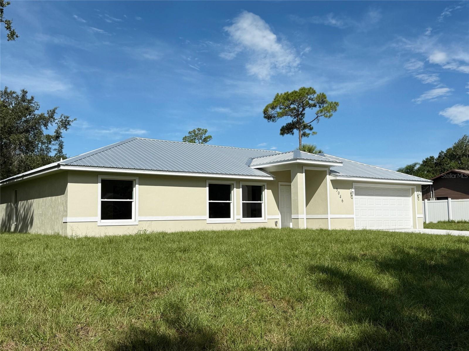 3046 WOODLAND DRIVE