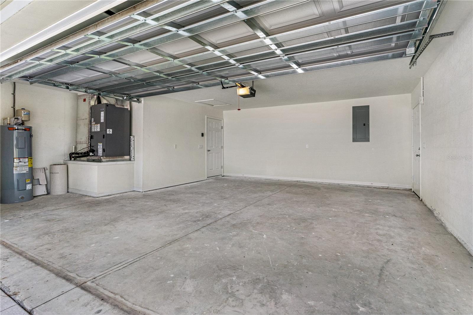 FLORIDA SHORES - Residential