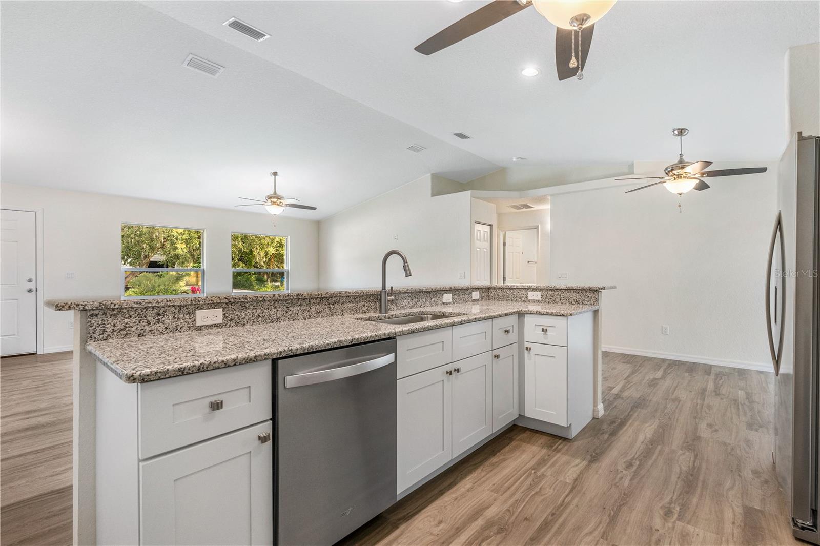 FLORIDA SHORES - Residential