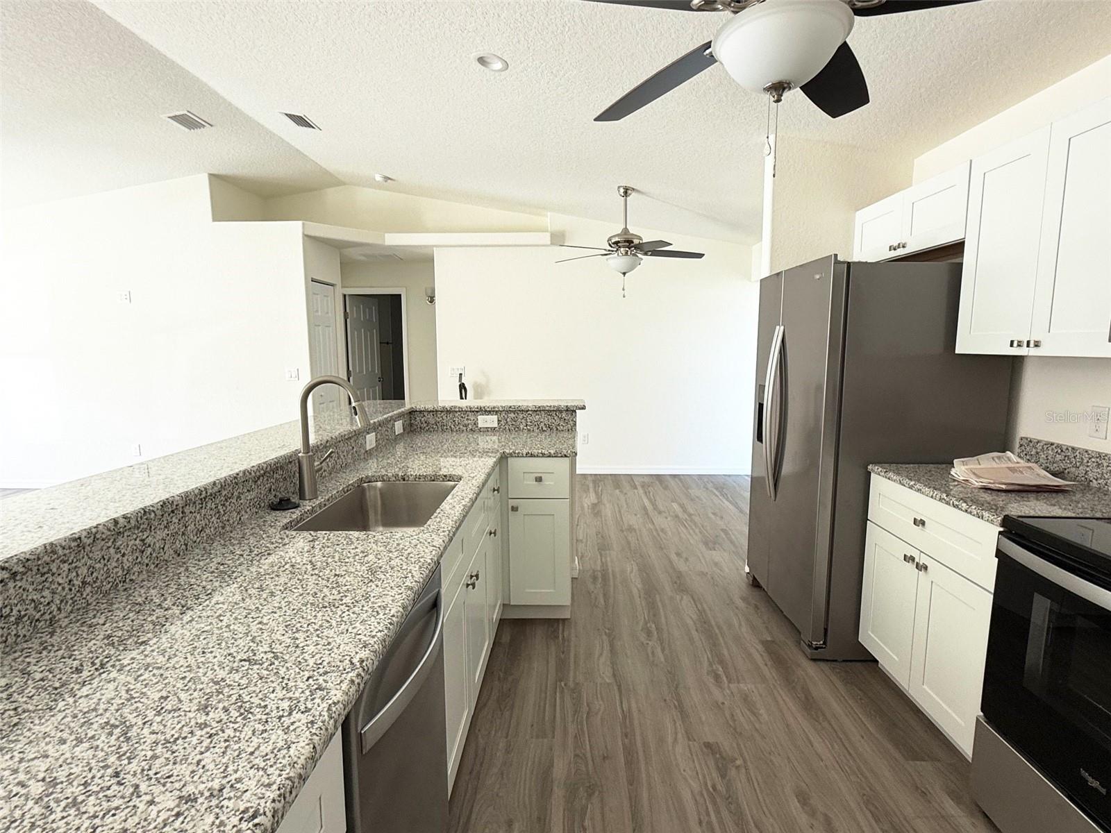FLORIDA SHORES - Residential