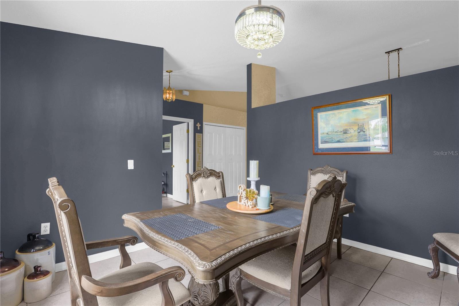 POINCIANA ESTATE SEC B - Residential