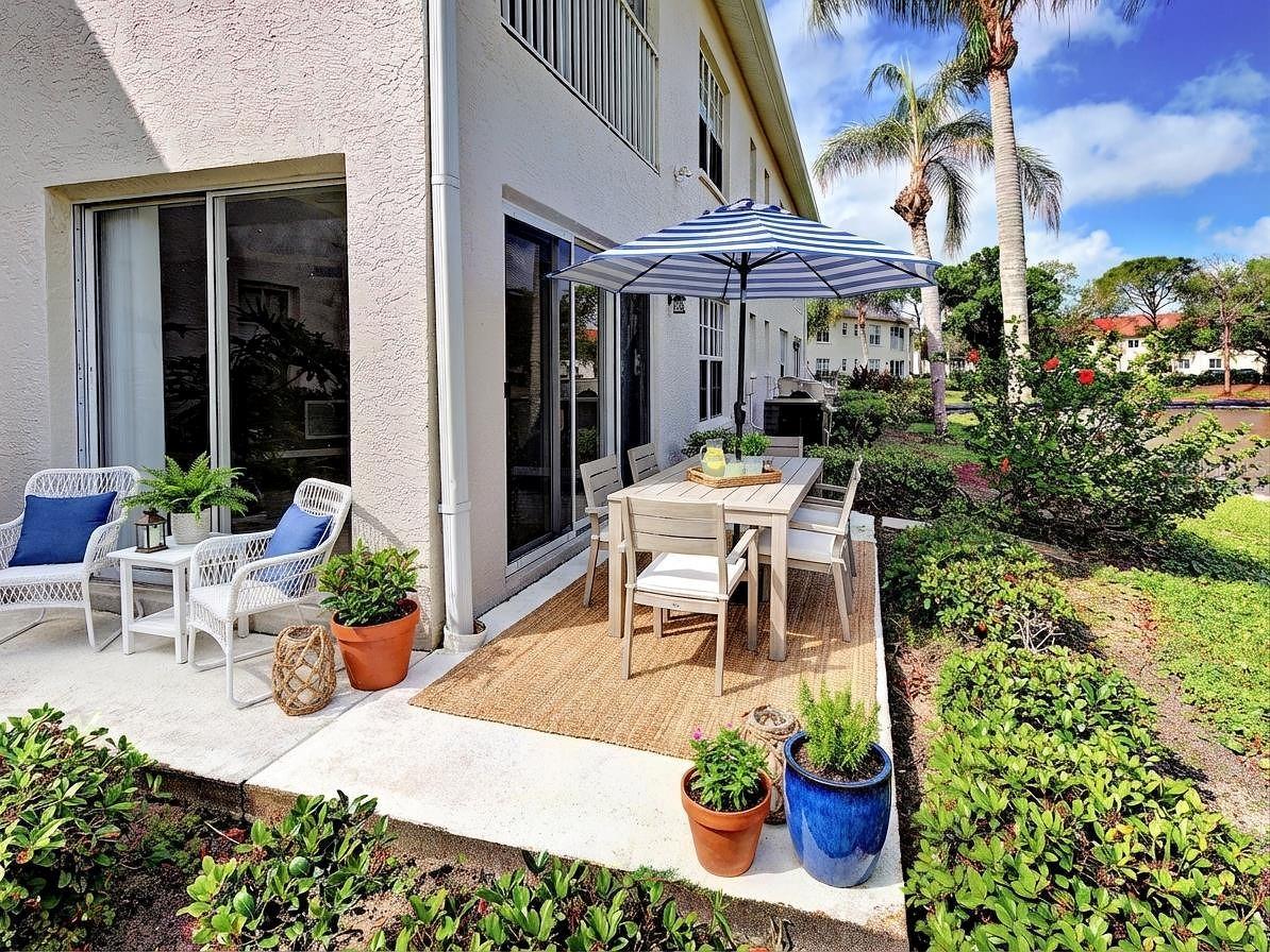 WEST LAKE GARDENS ST ANDREWS PARK - Residential