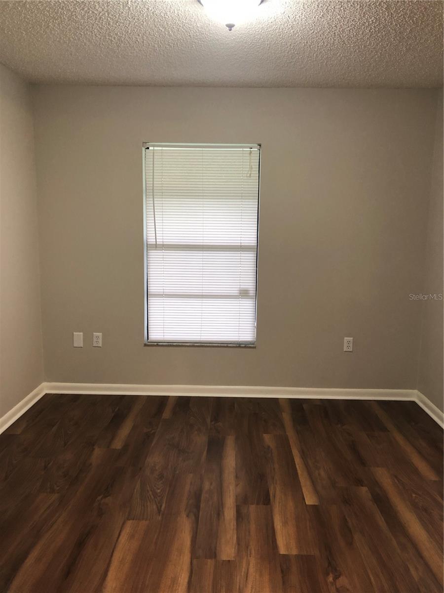 1113 HALLAMWOOD TRAIL S