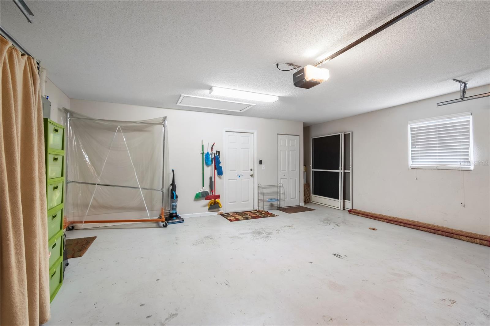 OCALA PALMS UN I - Residential