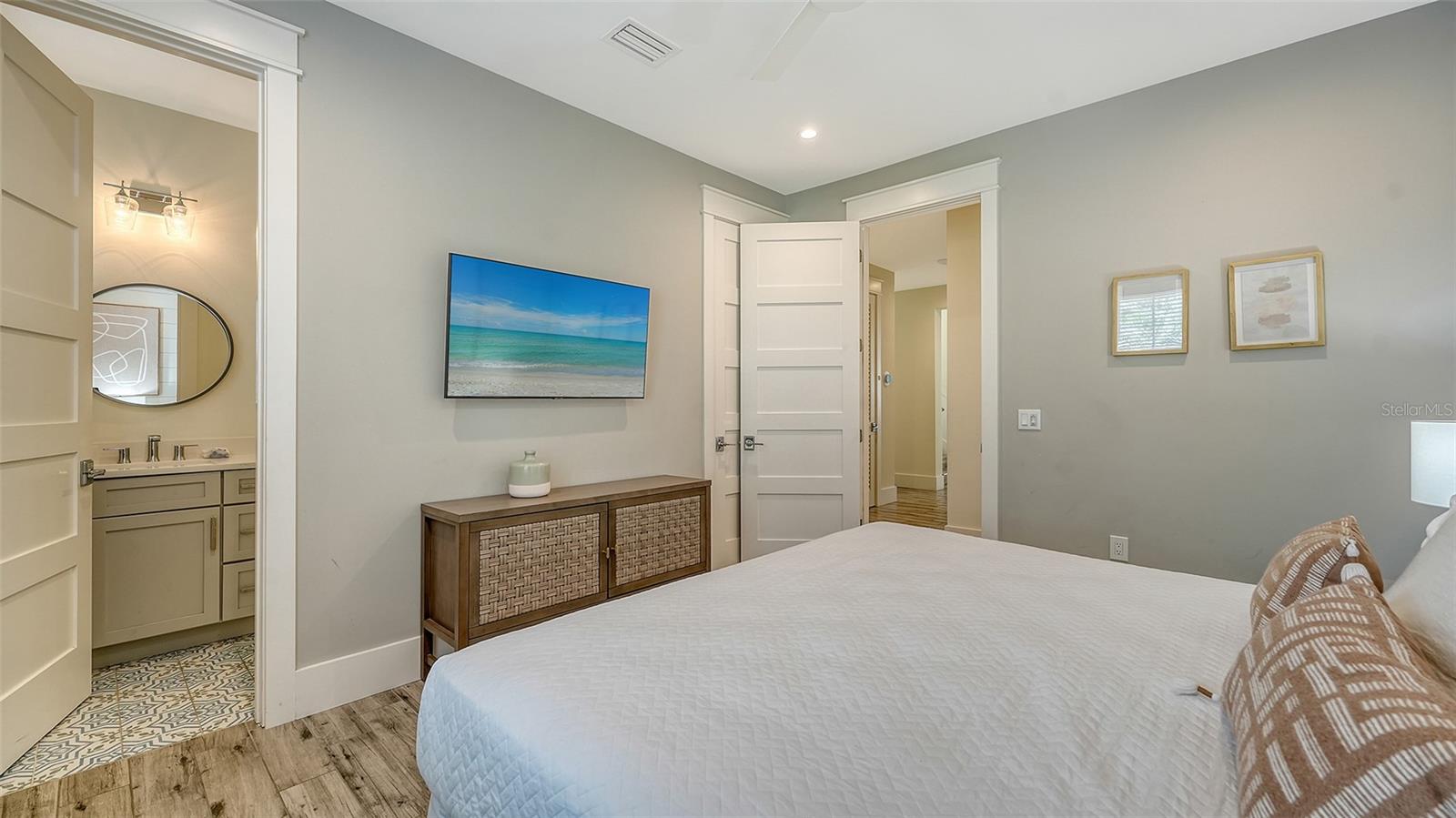 ILEXHURST SUB - Residential